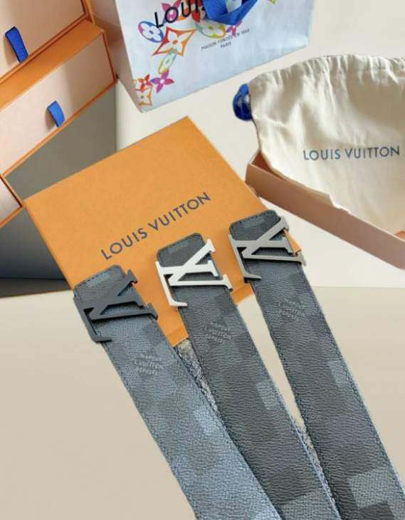 Picture of Louis Vuitton Belts _SKUfw188200787fw